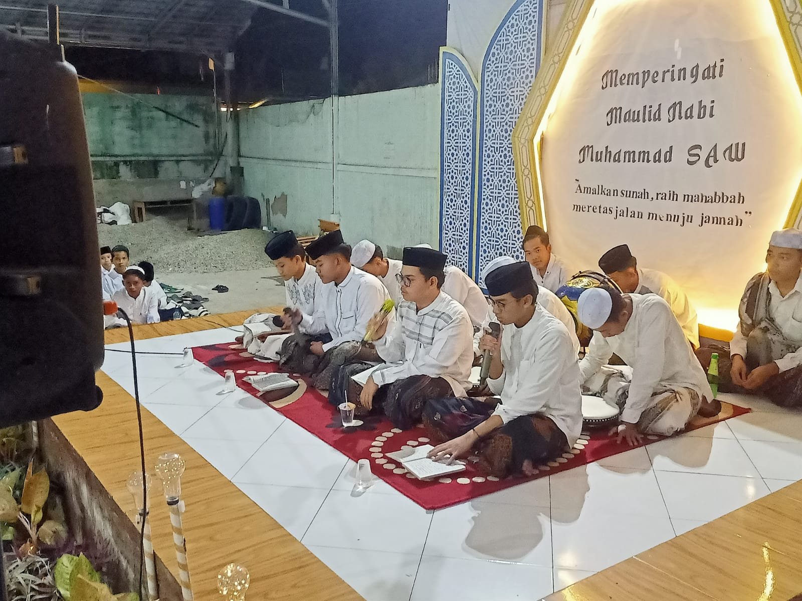 Merawat Cinta kepada Rasulullah ﷺ, Pesantren MHMQ Gelar Peringatan Maulid Nabi 2026